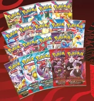 Team Rocket's Moltres ex Ultra-Premium Collection